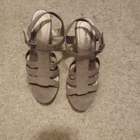 Shoes - Picture 2 of 3